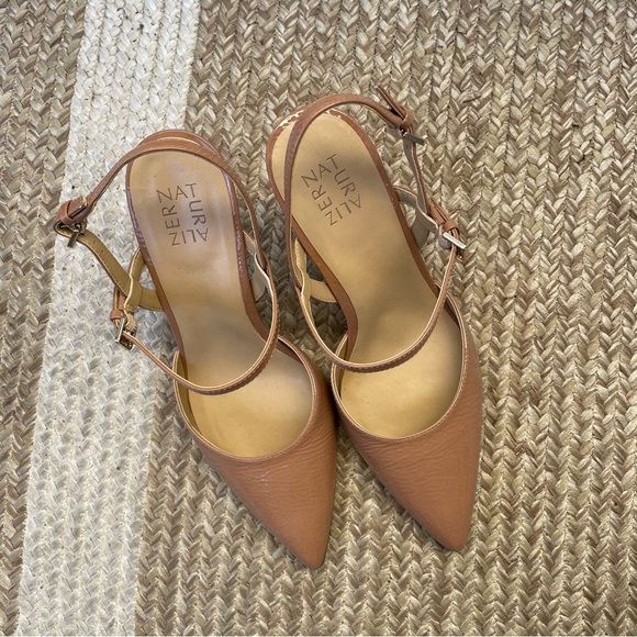 naturalizer nude heels